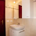 Petra By Gardadomusmea Appartement *