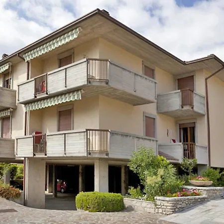 Appartement Petra By Gardadomusmea *
